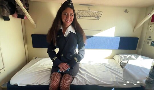 Проводница в чулках перепихнулась с симпатичным пассажиром